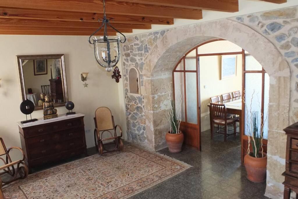 Villa Maria, Bonita Casa Con Jardin Y Piscina Privada En Andratx Exterior foto